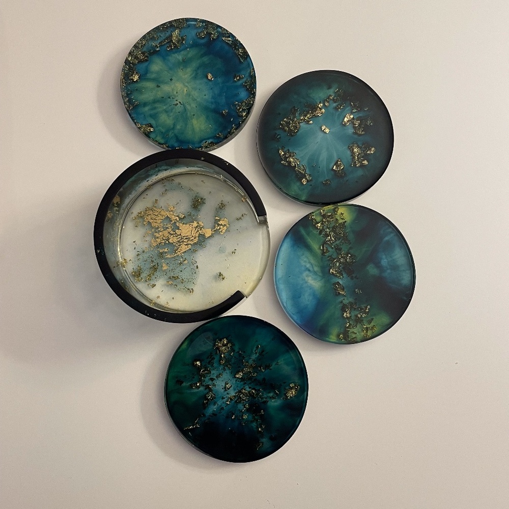 Resin coaster (Set of 4 + holder)